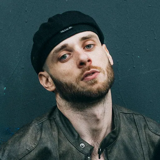 ZAUR GAPIENKO